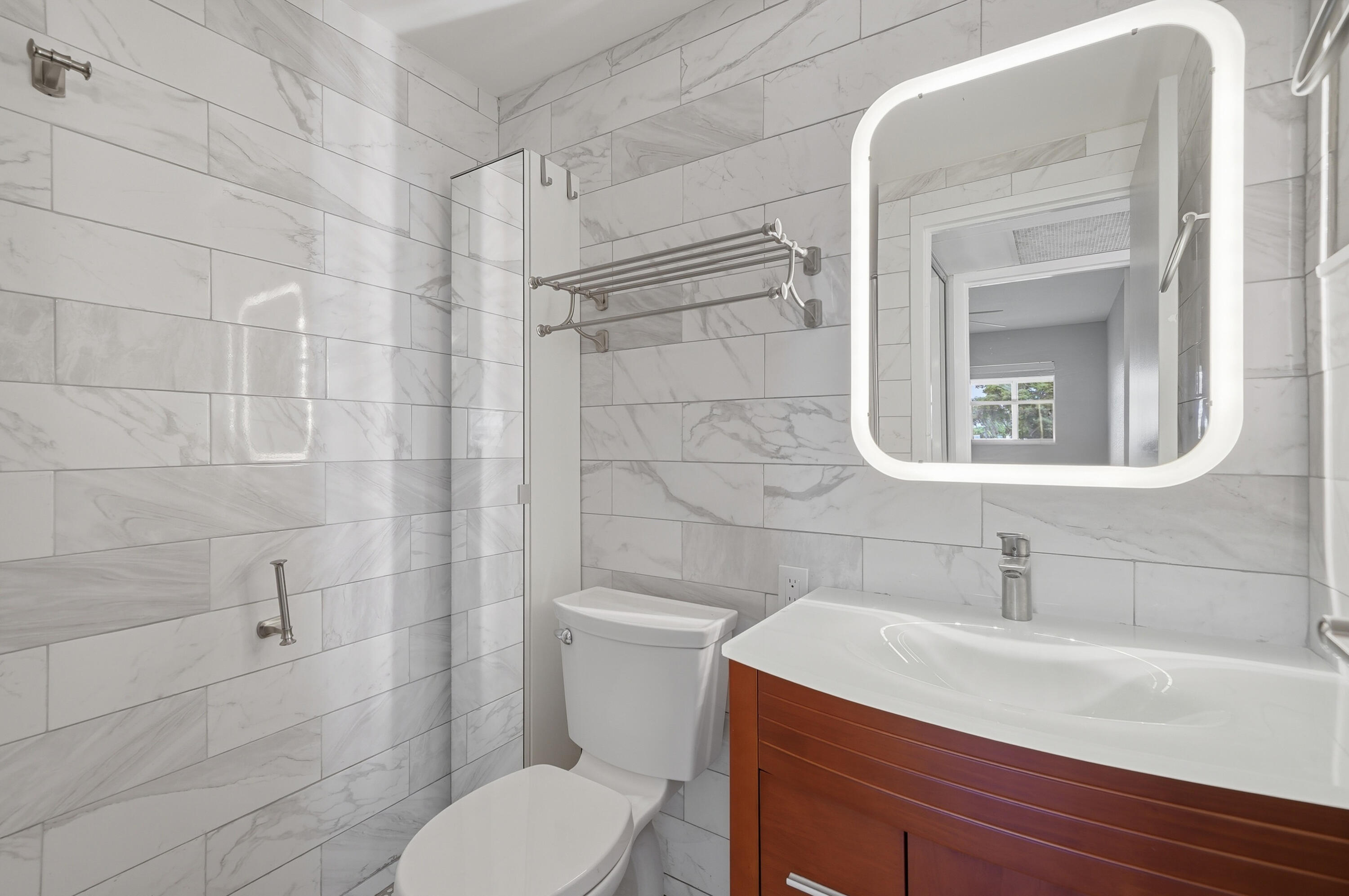 KINGS POINT TUSCANY CONDOS - Residential