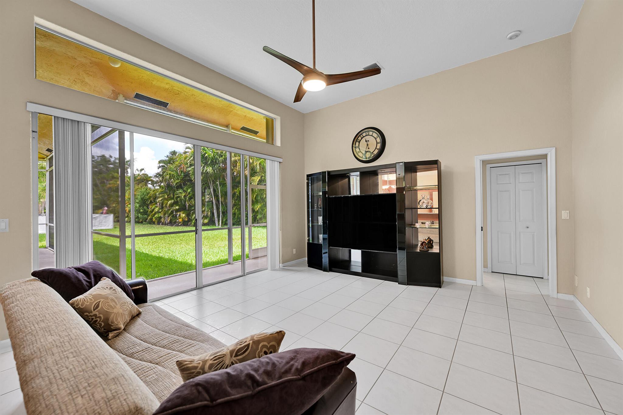 LANDINGS OF PARKLAND - Residential