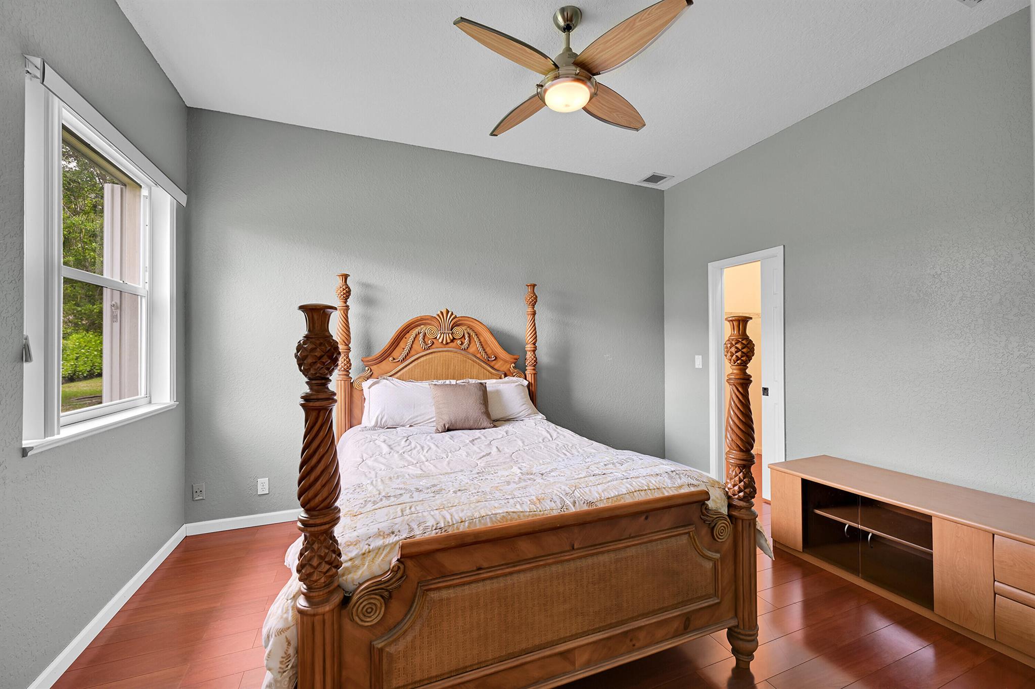 LANDINGS OF PARKLAND - Residential