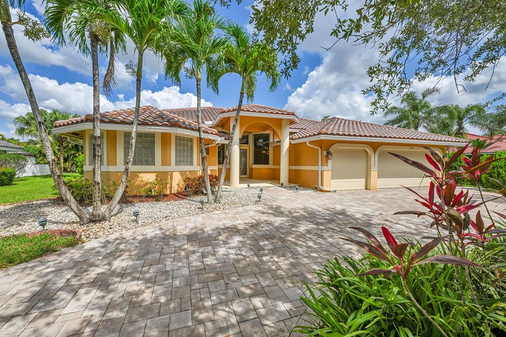 Photo of 5941 NW 99th Avenue, Parkland, FL 33076 (MLS # R11147988)