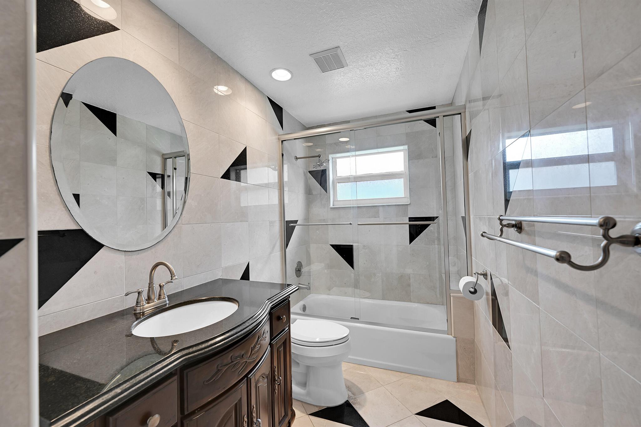 LANDINGS OF PARKLAND - Residential