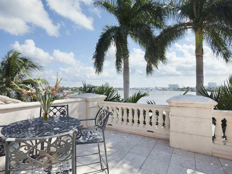 RIO VISTA ISLES - Residential