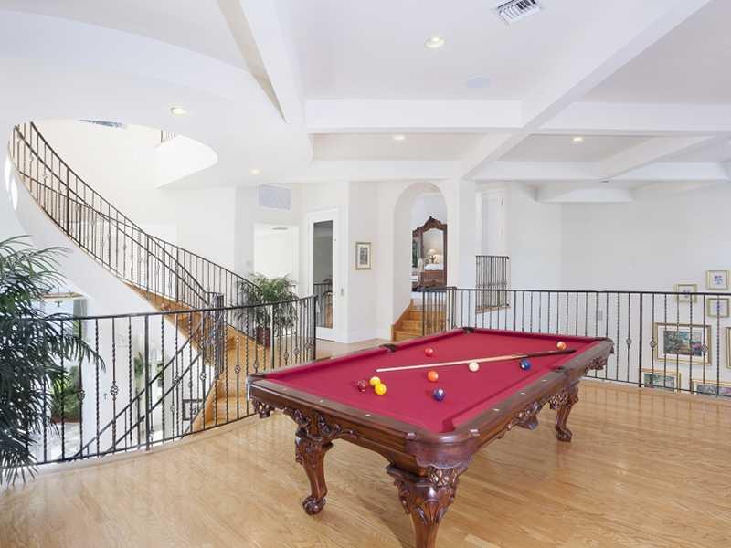 RIO VISTA ISLES - Residential