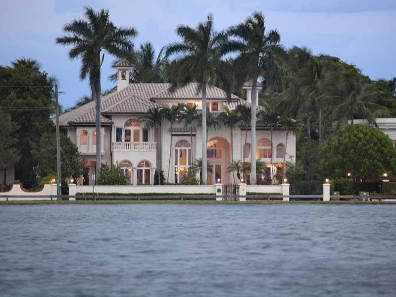 RIO VISTA ISLES - Residential