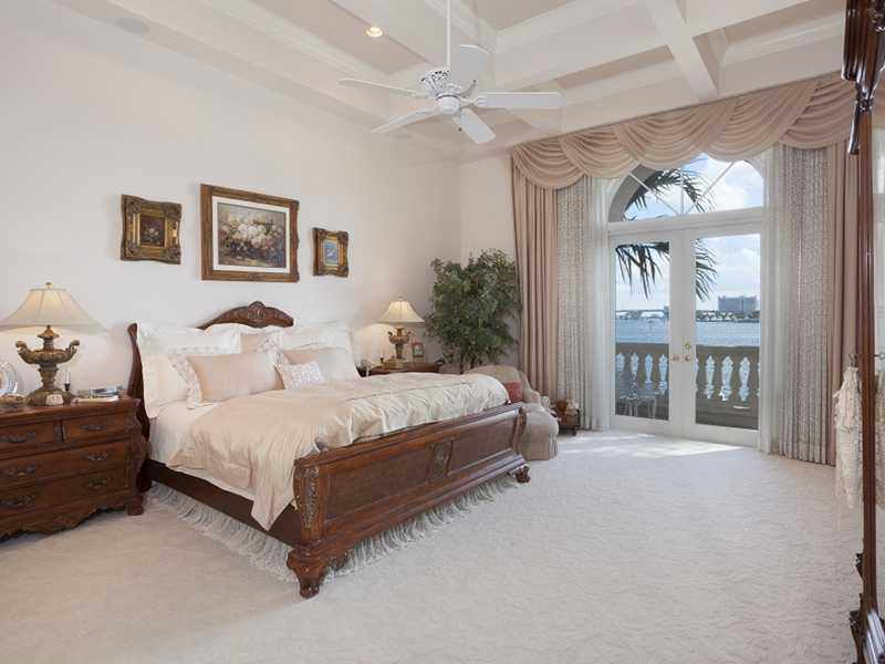 RIO VISTA ISLES - Residential