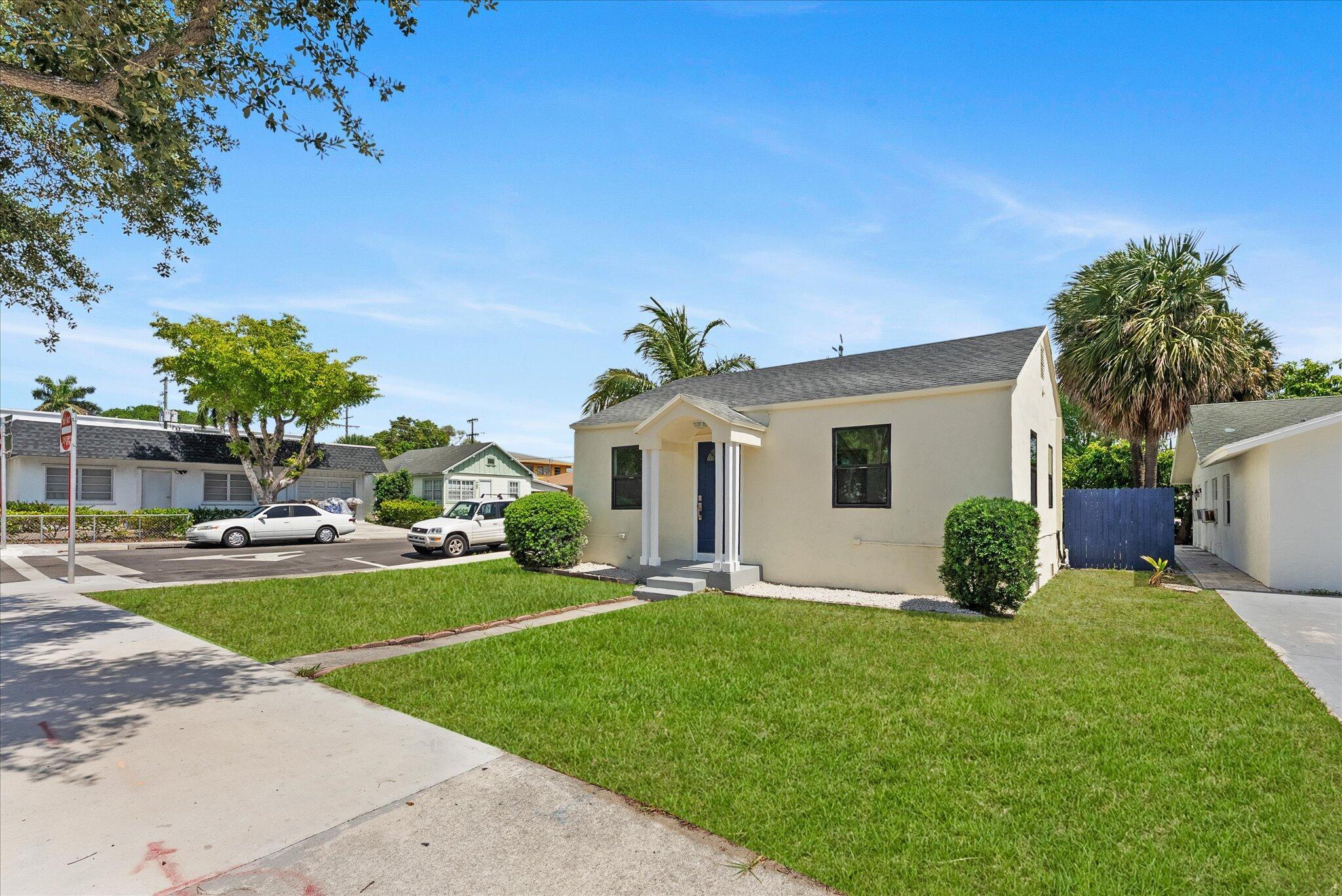 1420 Lake Avenue