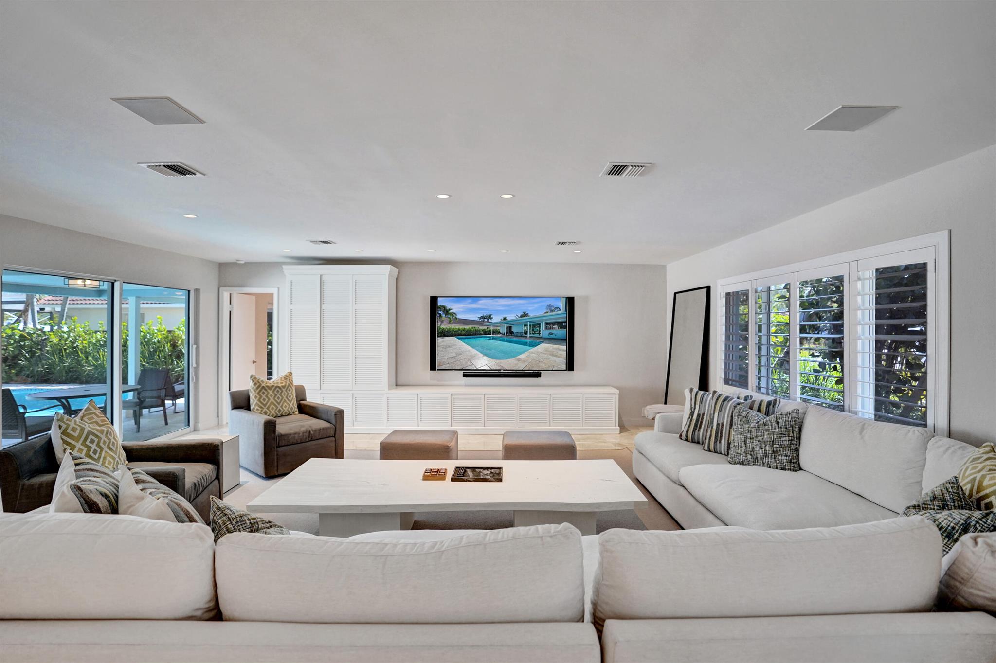 LITTLE HARBOR ON THE HILL - Residential Lease