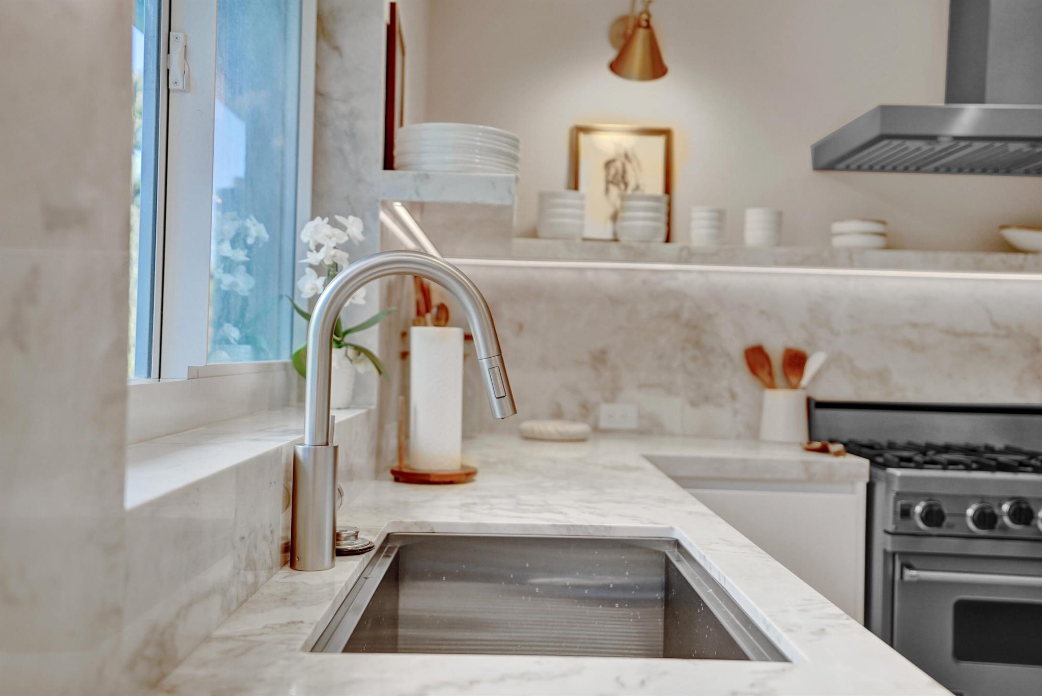 LITTLE HARBOR ON THE HILL - Residential Lease