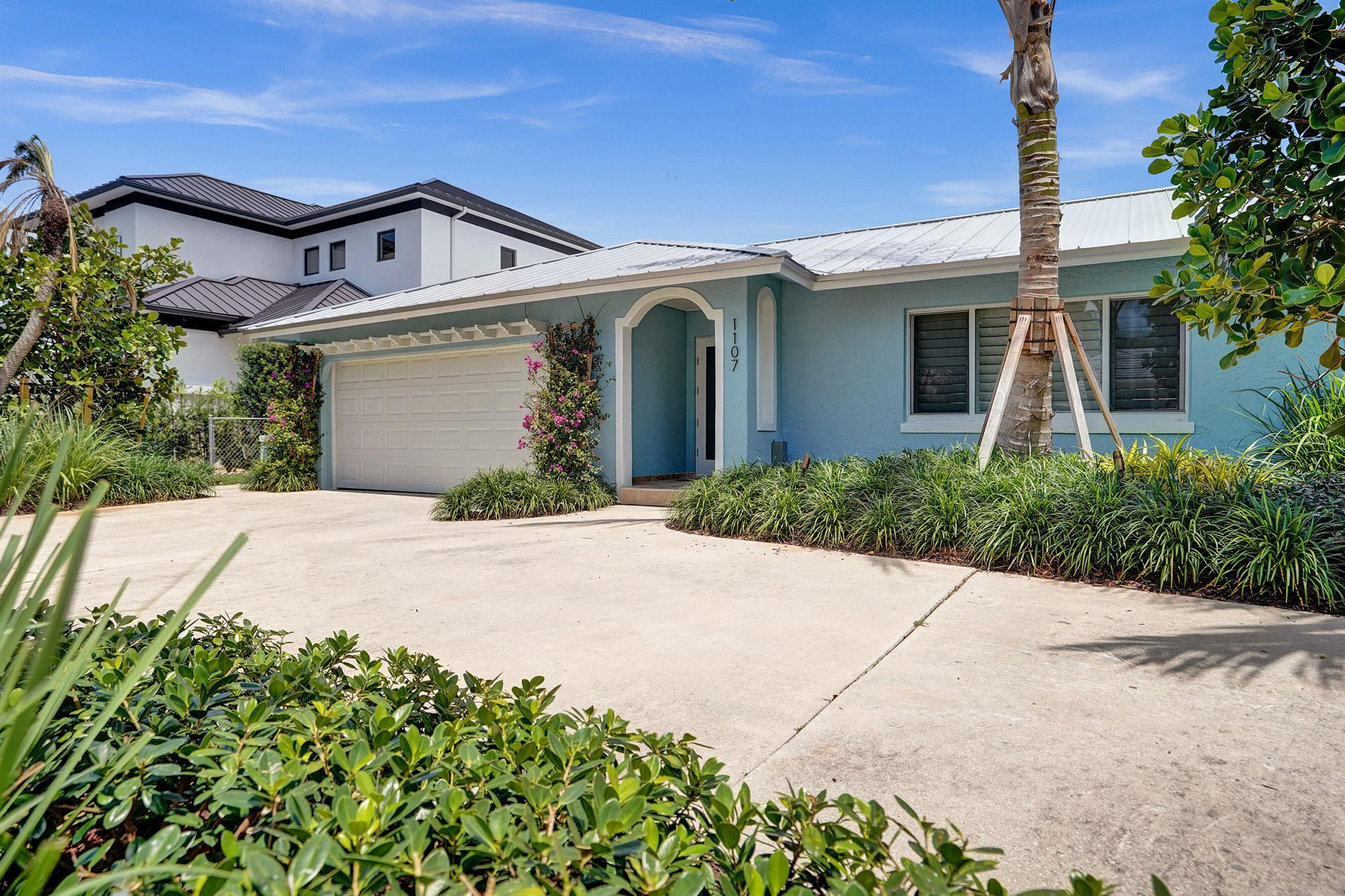 LITTLE HARBOR ON THE HILL - Residential Lease