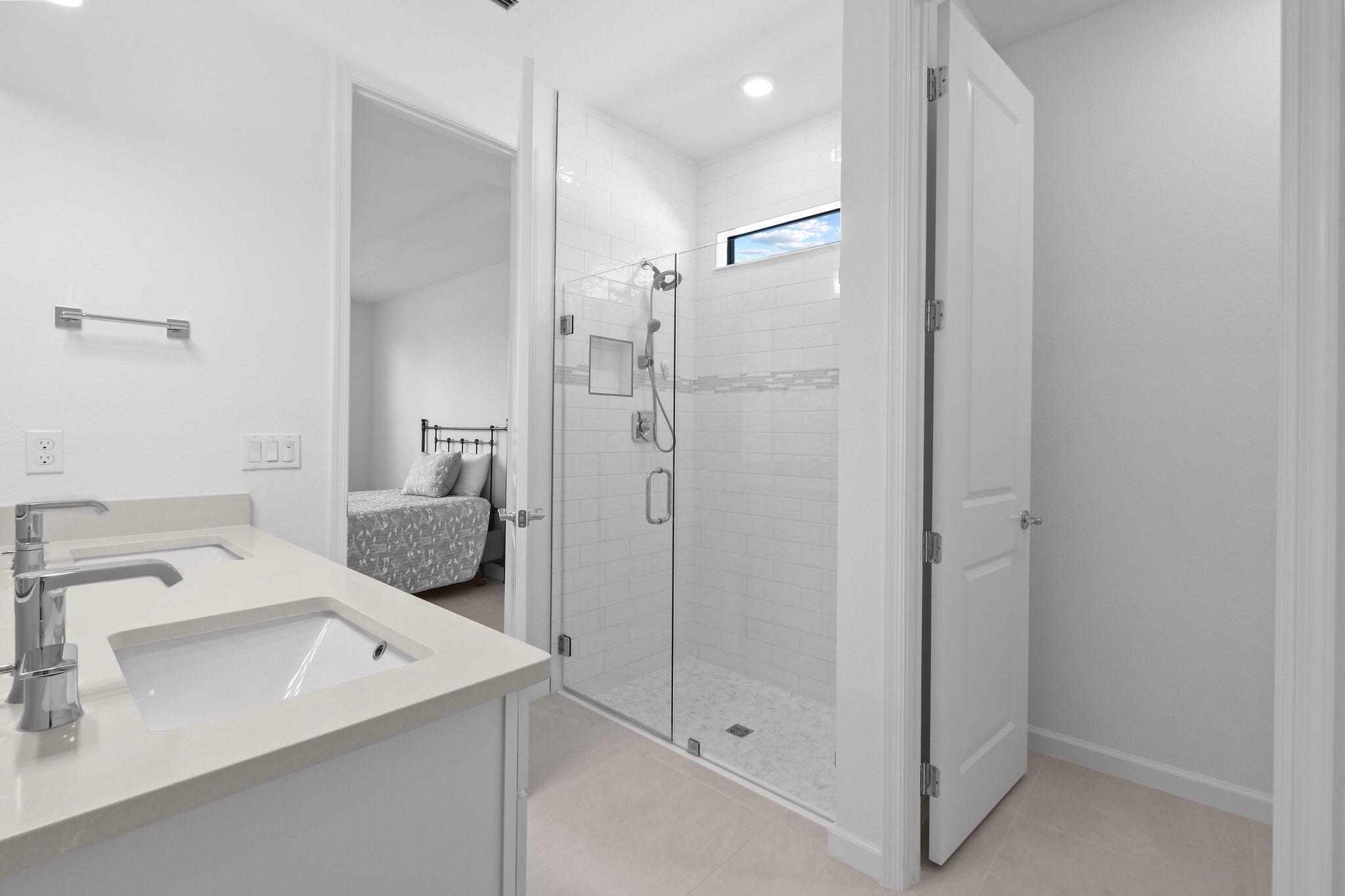 VERANDA GARDENS - Residential Lease
