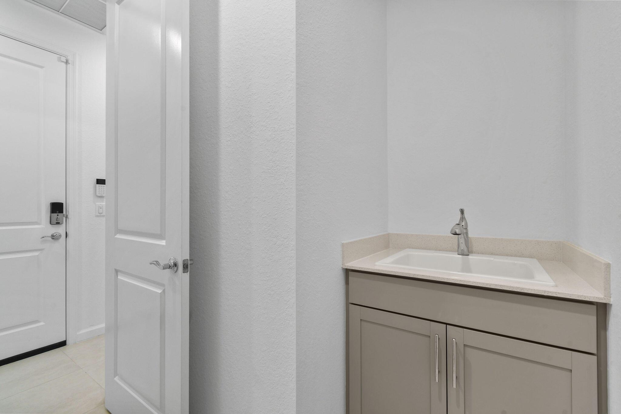 VERANDA GARDENS - Residential Lease