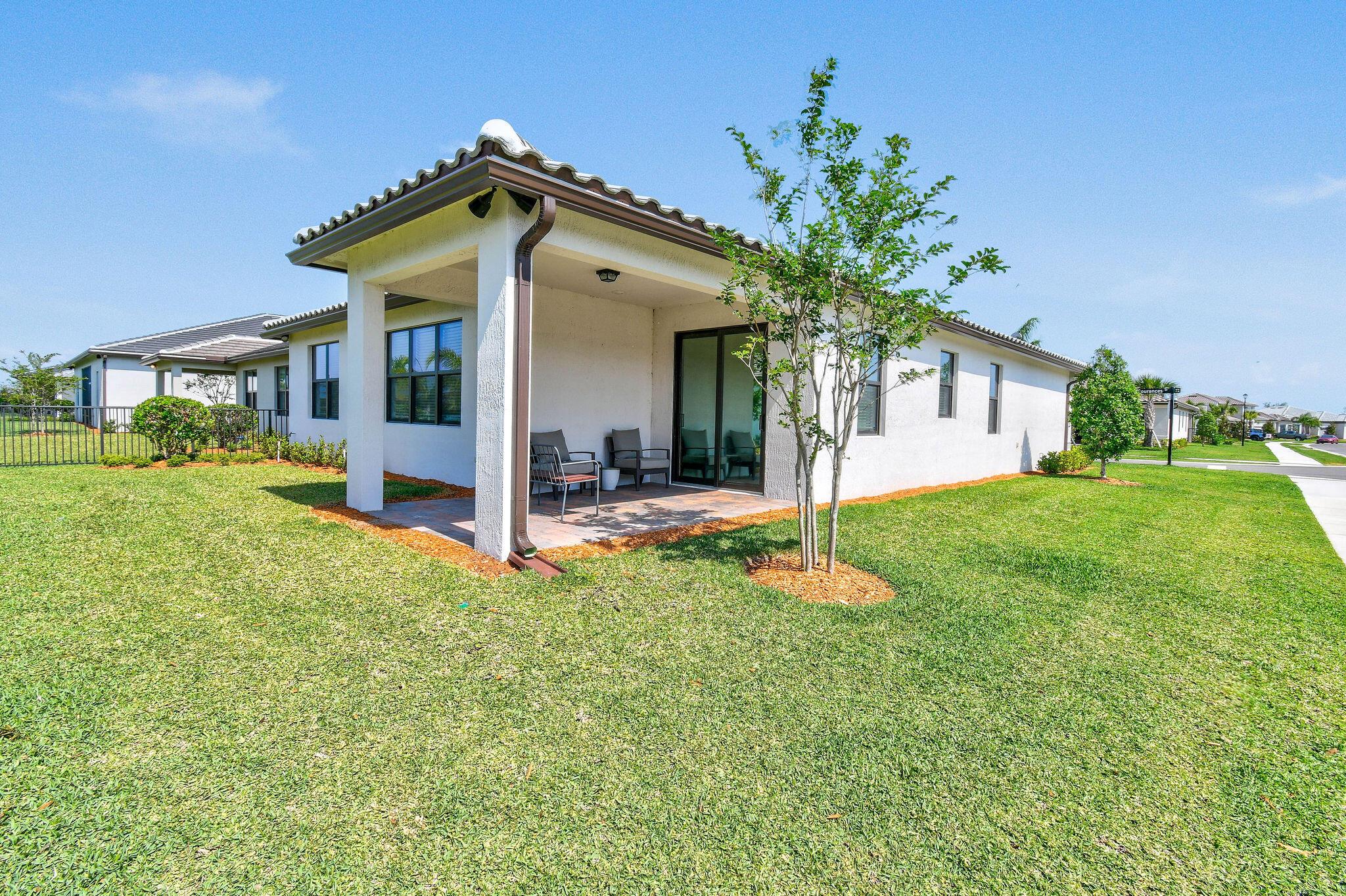 VERANDA GARDENS - Residential Lease