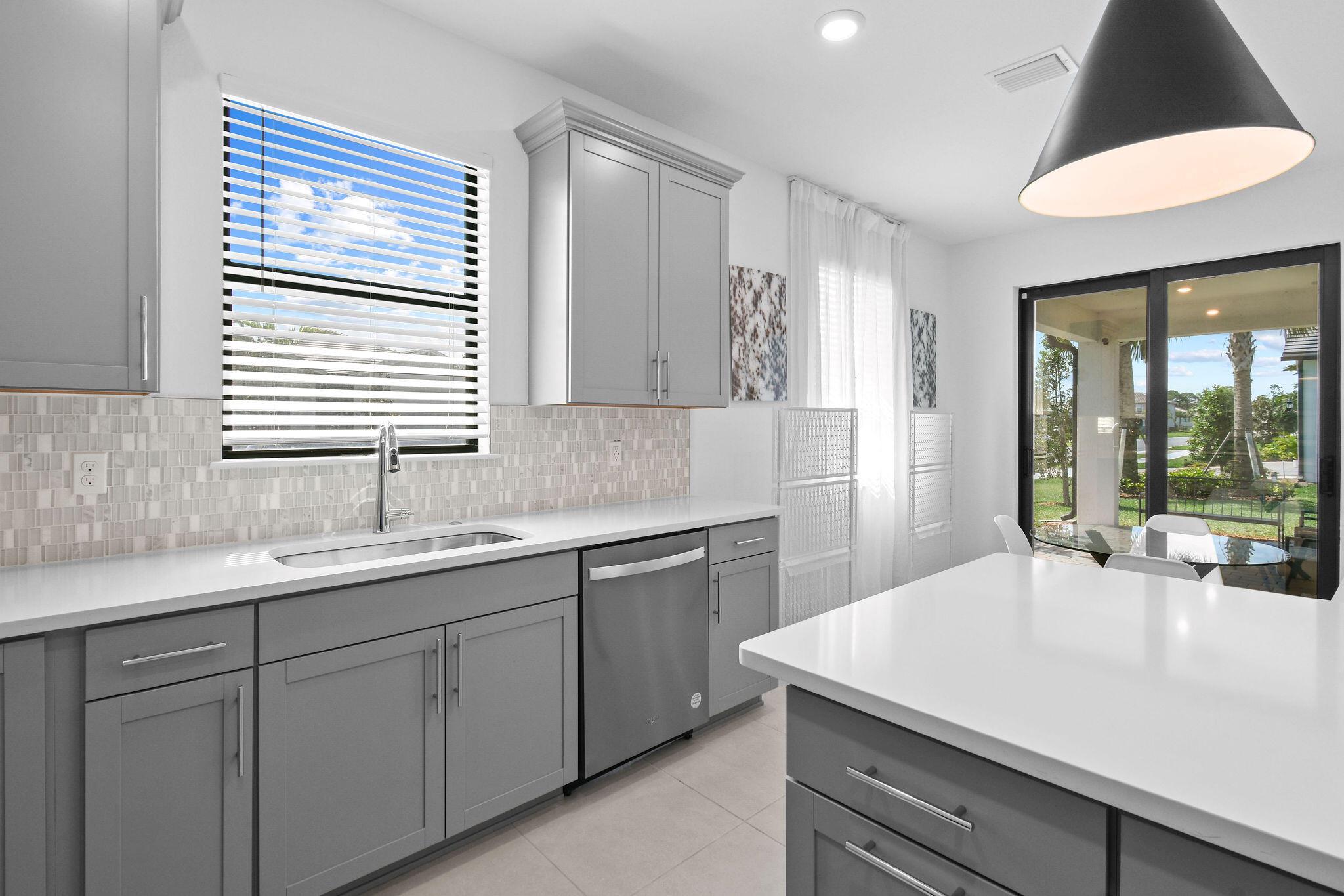 VERANDA GARDENS - Residential Lease
