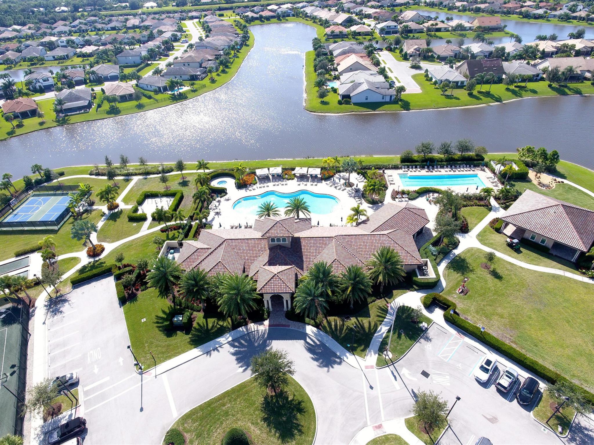 VERANDA GARDENS - Residential Lease