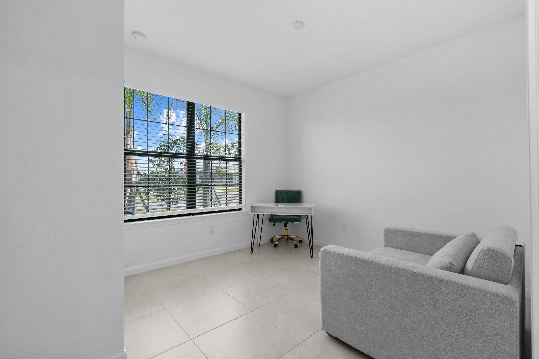 VERANDA GARDENS - Residential Lease