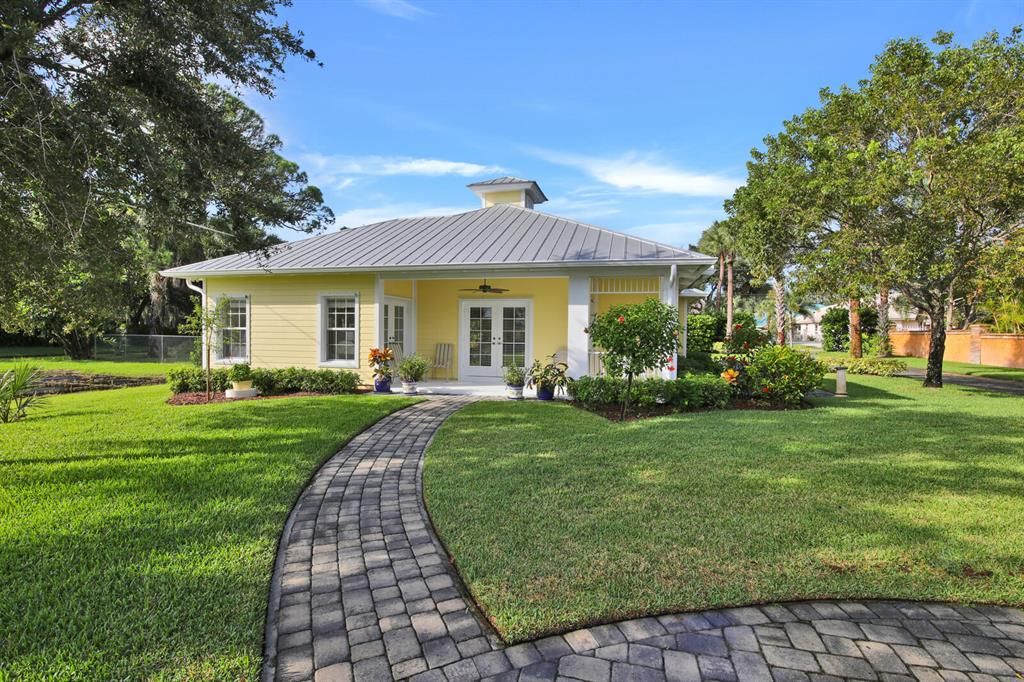 Photo of 19043 SE Jupiter River Drive #Guest House, Jupiter, FL 33458 (MLS # R10661844)