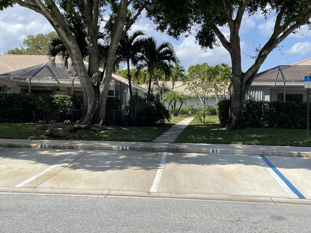 Photo of 6301 Geminata Oak Court, Palm Beach Gardens, FL 33410 (MLS # R10968528)