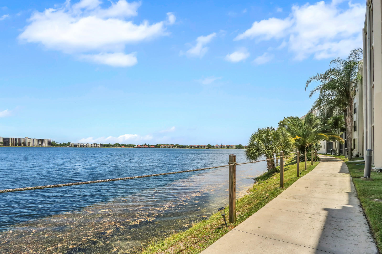 LAKE EMERALD 6 CONDO - Residential Lease