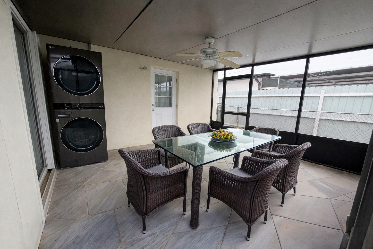 SUNRISE GOLF VILLAGE SEC 19 - Residential Lease