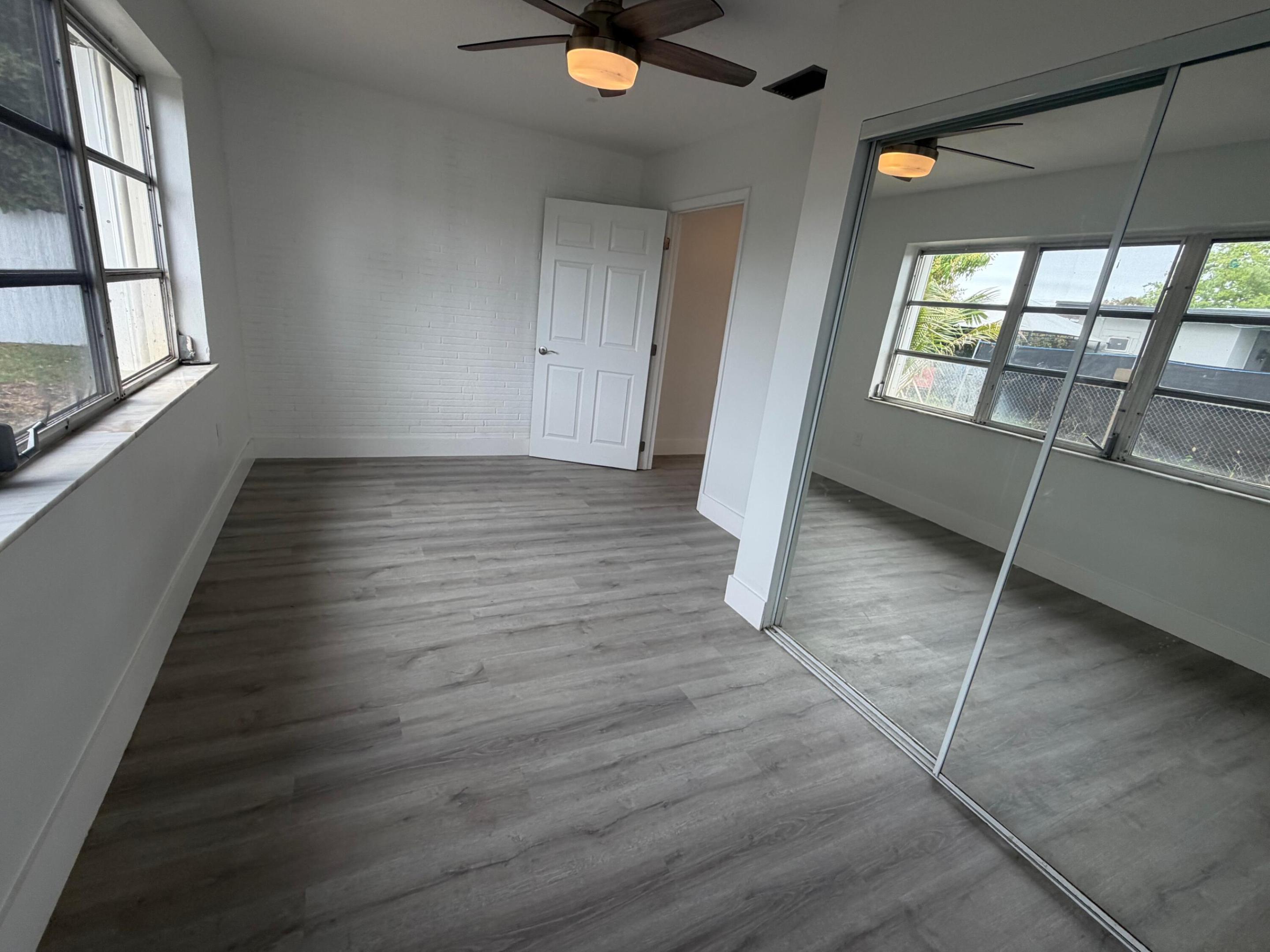 SUNRISE GOLF VILLAGE SEC 19 - Residential Lease