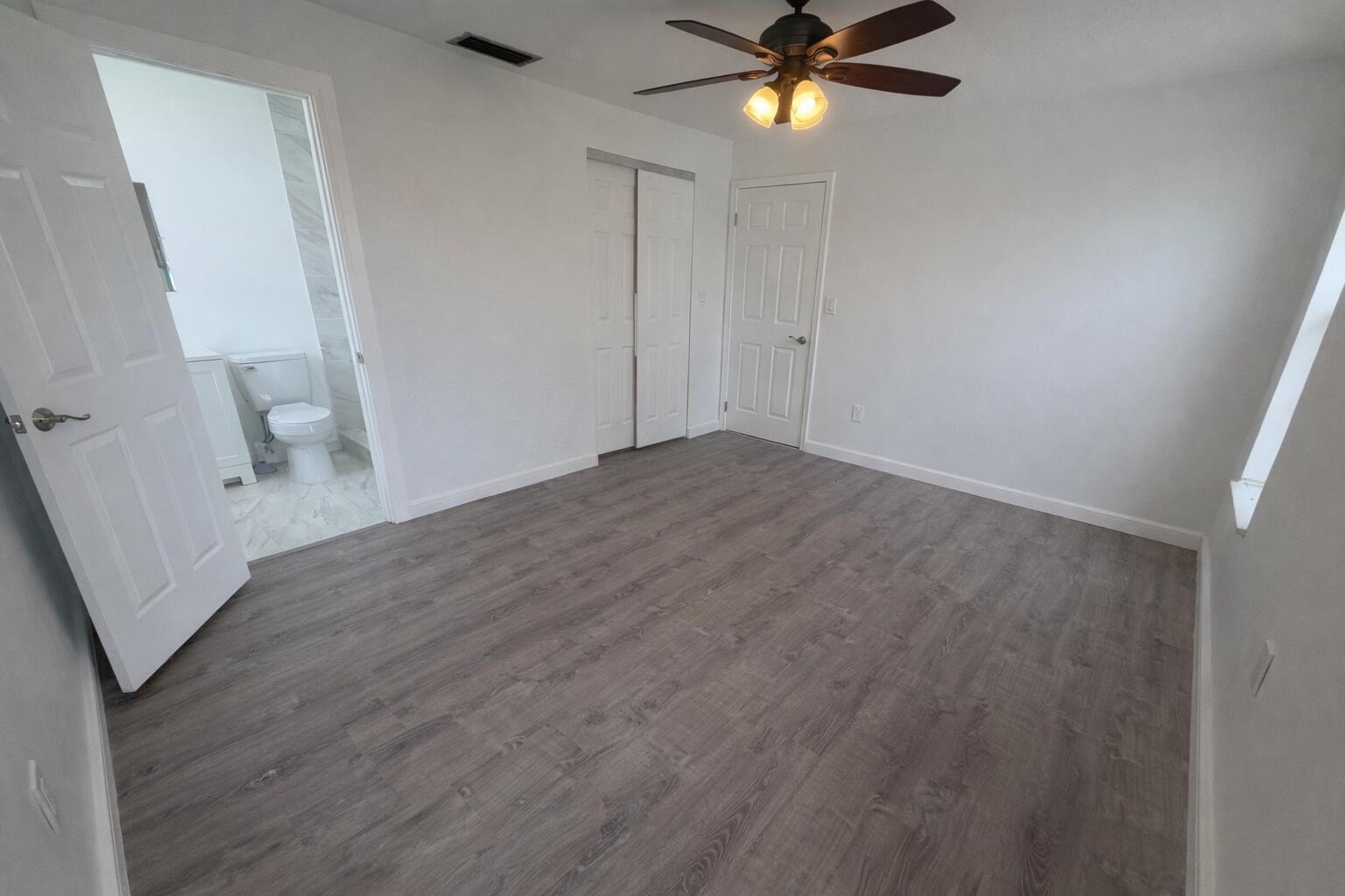 SUNRISE GOLF VILLAGE SEC 19 - Residential Lease