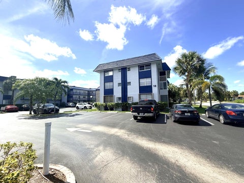 Tiny photo for 3050 Holiday Springs Boulevard #111, Margate, FL 33063 (MLS # B26039571)