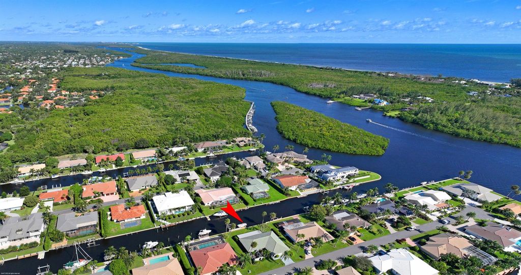 Photo of 9087 SE Star Island Way, Hobe Sound, FL 33455 (MLS # R10929156)