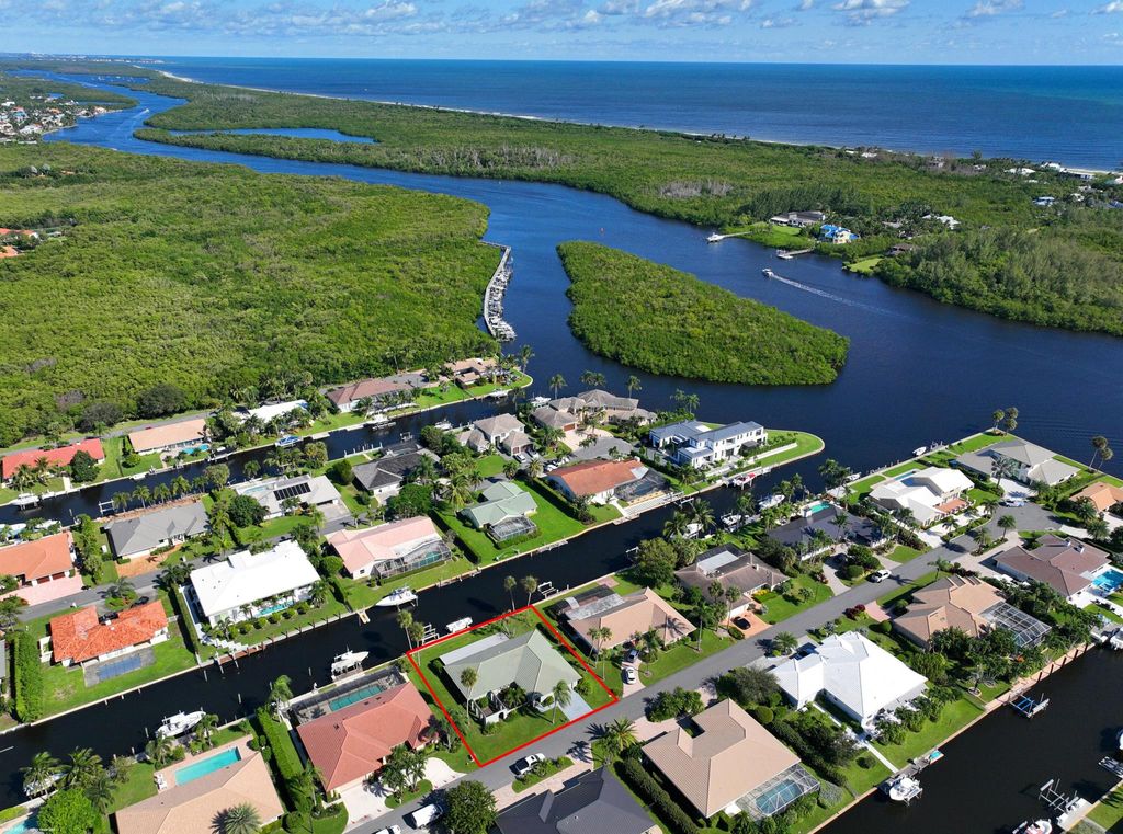 Photo of 9087 SE Star Island Way, Hobe Sound, FL 33455 (MLS # R10929156)