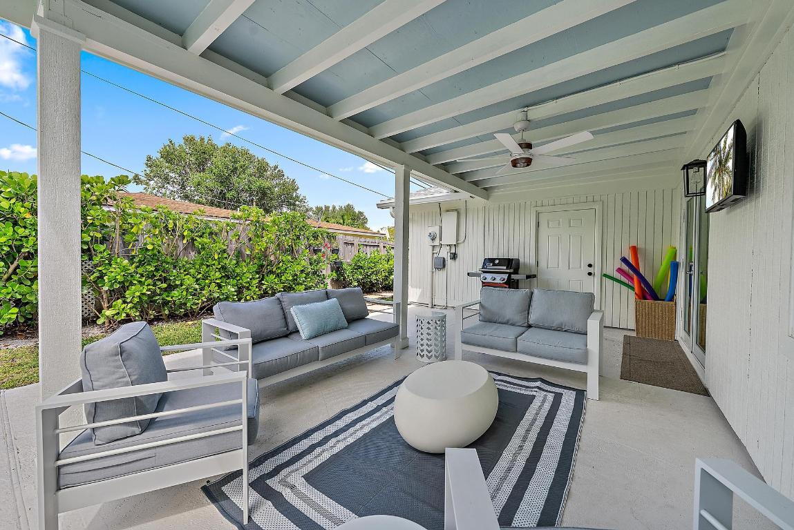 JUPITER IN THE PINES - Residential Lease