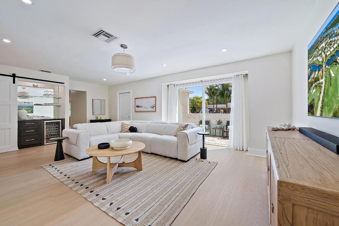 JUPITER IN THE PINES - Residential Lease