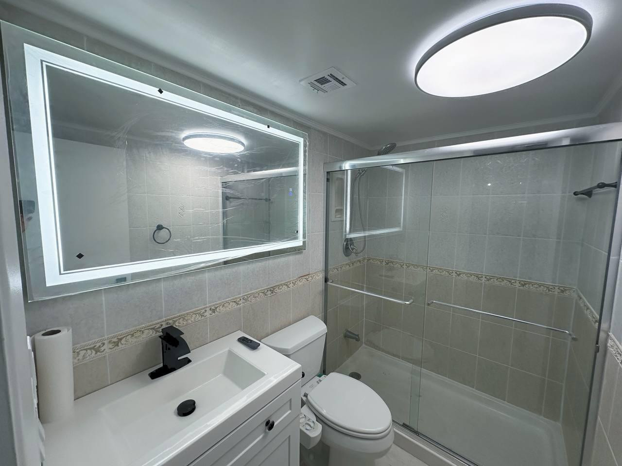 HEMISPHERES CONDO - Residential