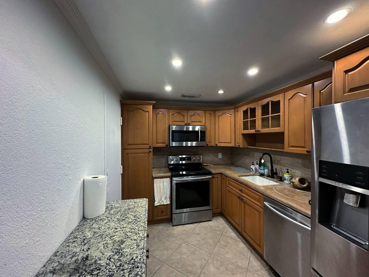 HEMISPHERES CONDO - Residential