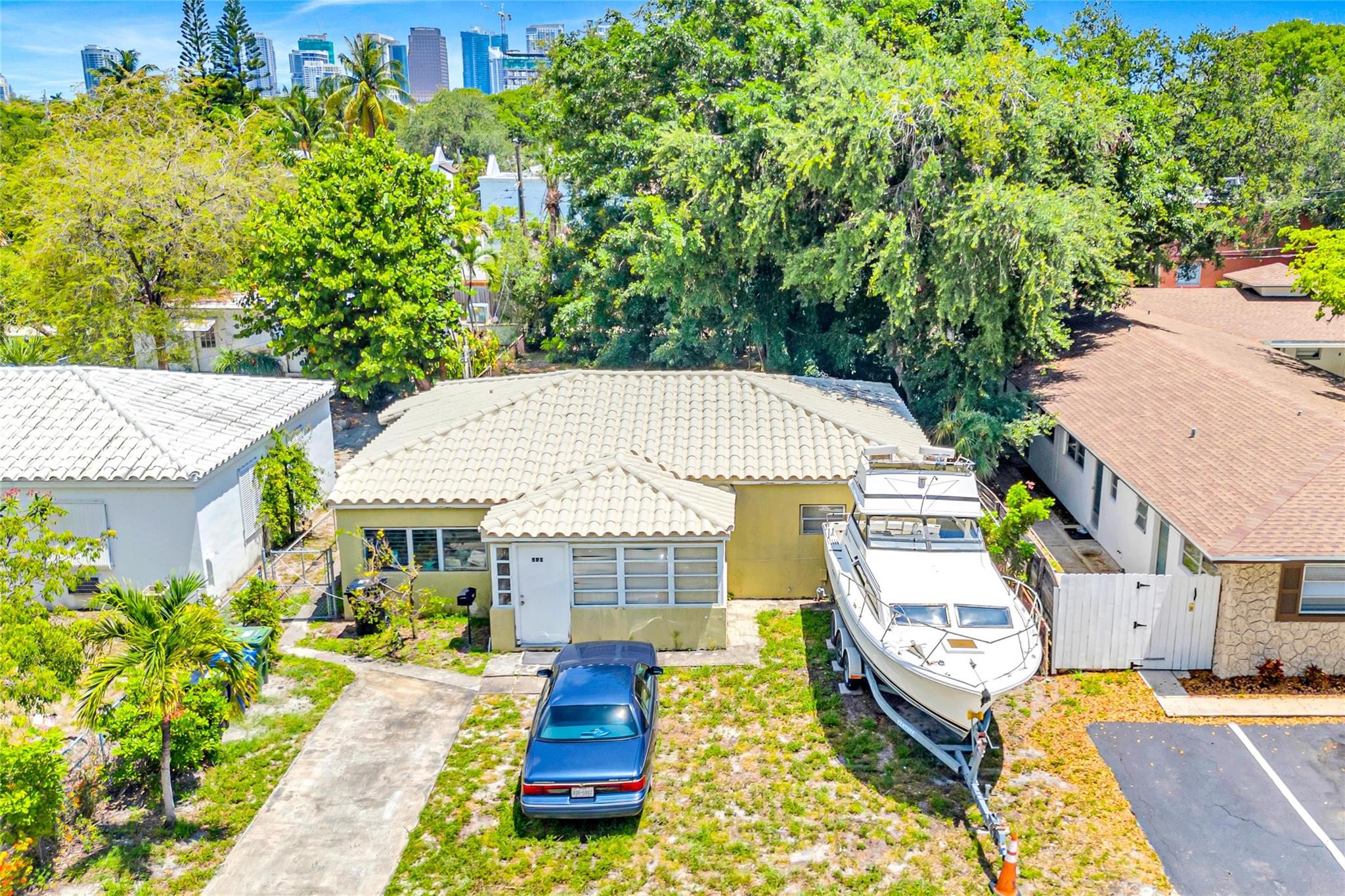 501 SE 16th Ct
