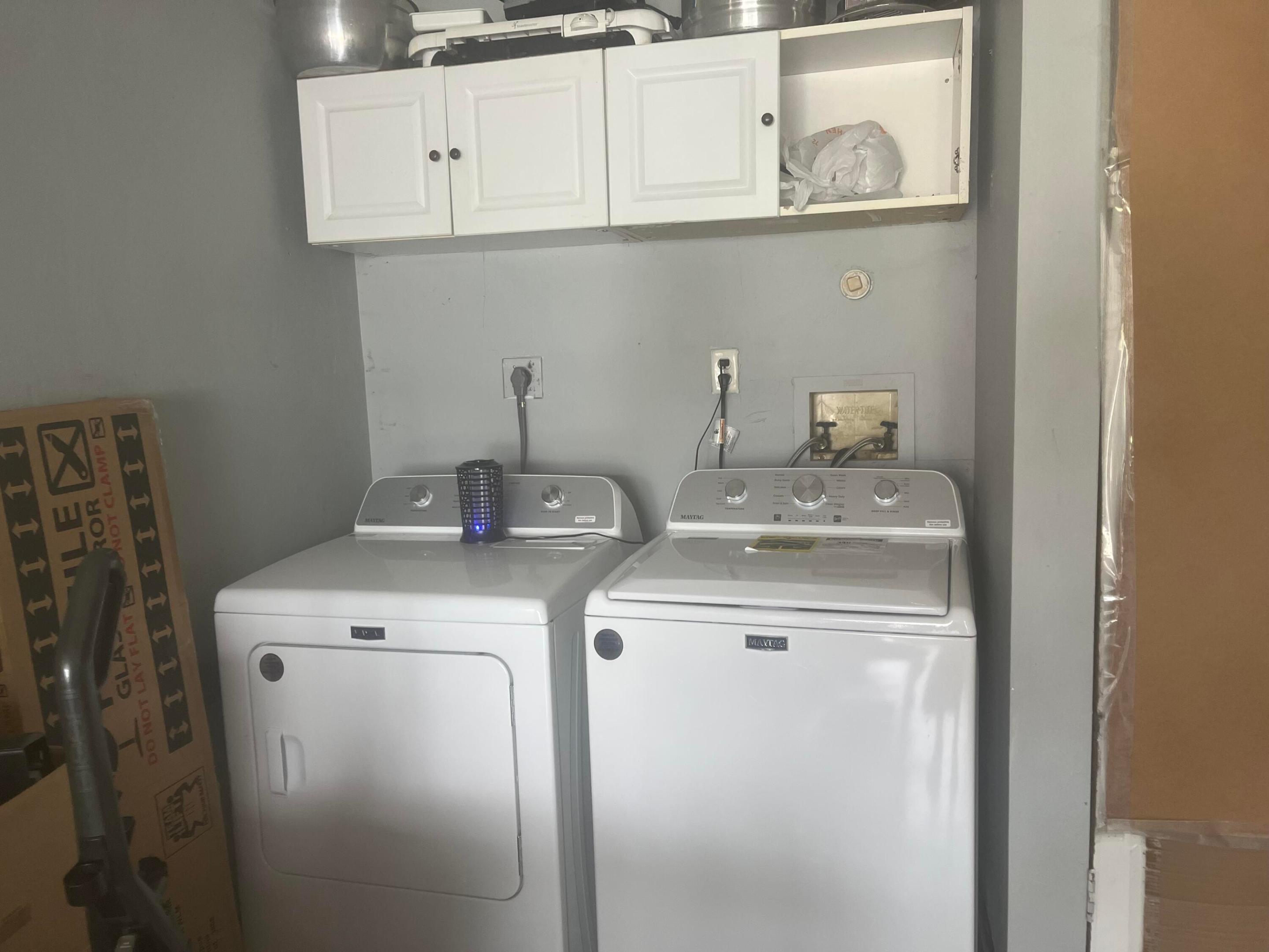 SUMMIT PINES UNIT 4 - Residential Lease