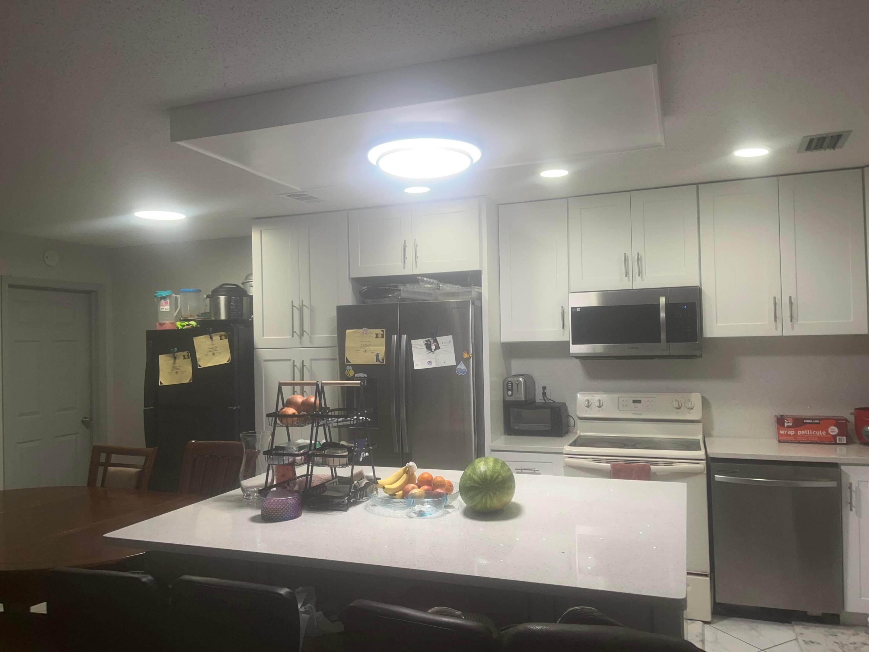 SUMMIT PINES UNIT 4 - Residential Lease