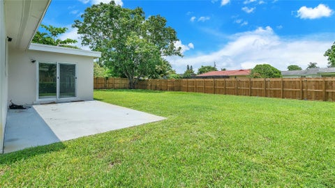 Tiny photo for 4861 NW 6TH Court, Plantation, FL 33317 (MLS # B26075654)