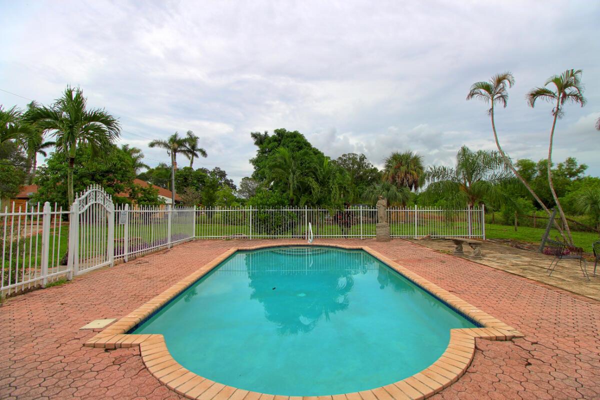 Heritage Farms - Residential Lease