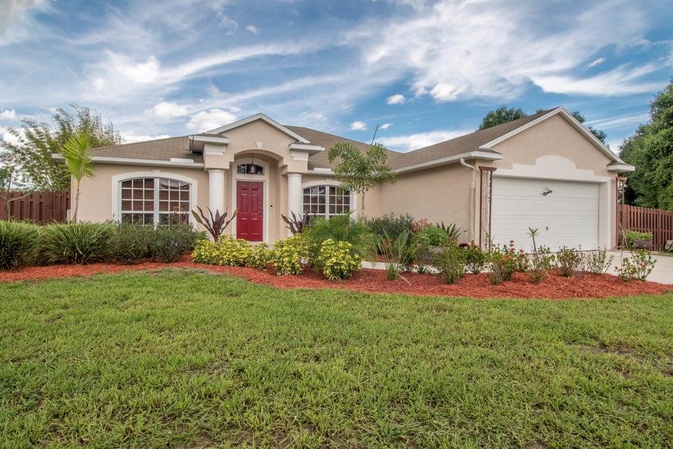 PORT ST LUCIE SECTION 8 - Residential