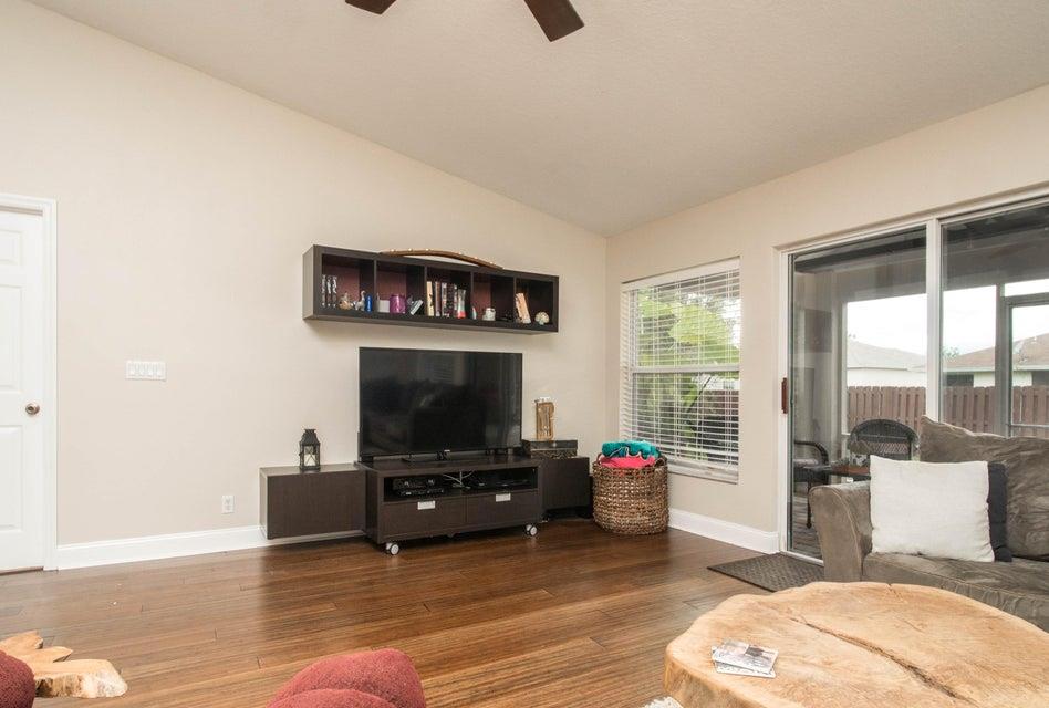 PORT ST LUCIE SECTION 8 - Residential