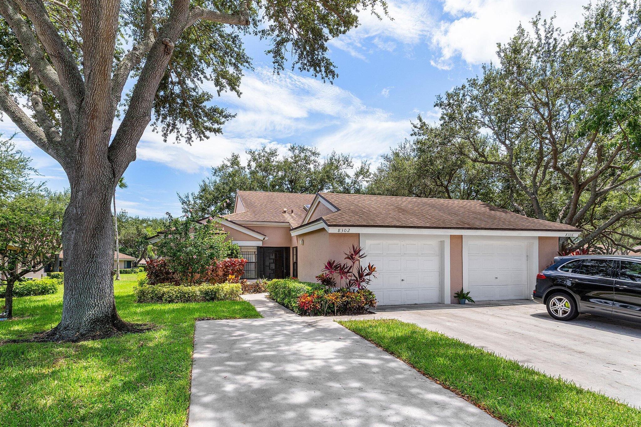 HIGHLY DESIRED RARELY AVAIL REGAL MODEL 2 BEDS/2BATHS + DEN W/1 CAR GARAGE IN 55+ WHISPER WALK! WELCOMING BRIGHT LOVELY VILLA W/HIGH VAULTED CEILINGS, 2 SKYLIGHTS, EAT-IN KITCHEN W/LARGE PANTRY, DEN, SCREENED PATIO, LAUNDRY RM. SPLIT BEDRM PLAN FEATURES A SPACIOUS PRIMARY SUITE W/WALK-IN CLOSET & EN-SUITE BATH. WHISPER WALK IS A BEAUTIFUL GATED COMMUNITY W/WIDE GRASSY PARKS, 11 LAKES, 7 TENNIS COURTS, 6 PICKLEBALL COURTS (LIT FOR EVENING PLAYING), LARGE POOL/DECK AREA W/SPA, FITNESS CENTER, SAUNA, CLUBHOUSE W/BILLIARDS, LIBRARY. WHISPER WALK/PARKSHORE IS AN ACTIVE COMMUNITY W/MANY SOCIAL CLUBS & EVENTS. MAINTENANCE INCLUDES GATES, INSURANCE ON BLDG, WATER, CABLE, INTERNET, LAWN CARE & ROOF MAINT. WHISPER WALK IS CENTRALLY LOCATED IN BOCA RATON, NEAR RESTAURANTS, SHOPS, BEACH & AIRPORTS.
