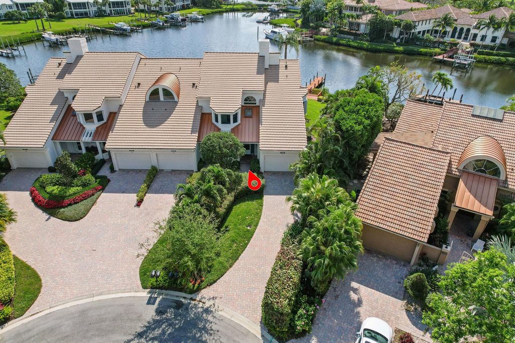 Photo of 121 Nautical Way #1, Jupiter, FL 33477 (MLS # R10982641)