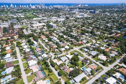 Tiny photo for 1676 NE 40th Street, Oakland Park, FL 33334 (MLS # B26045173)