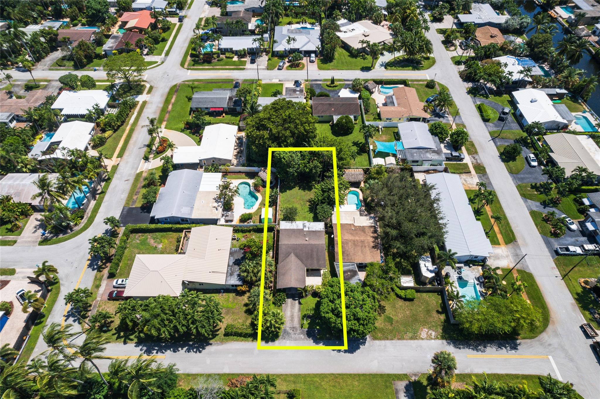 1676 NE 40th Street