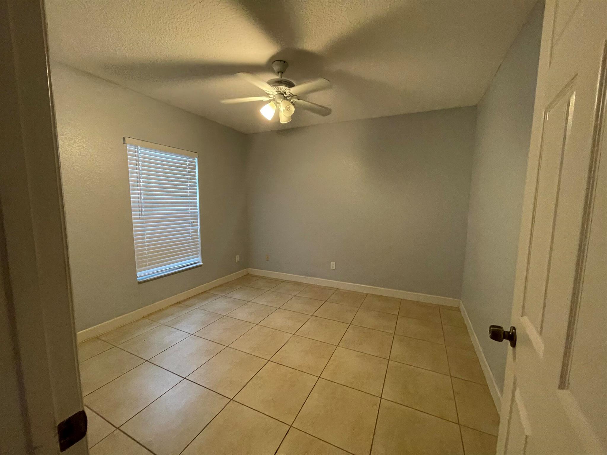 PORT ST LUCIE SECTION 25 - Residential Lease