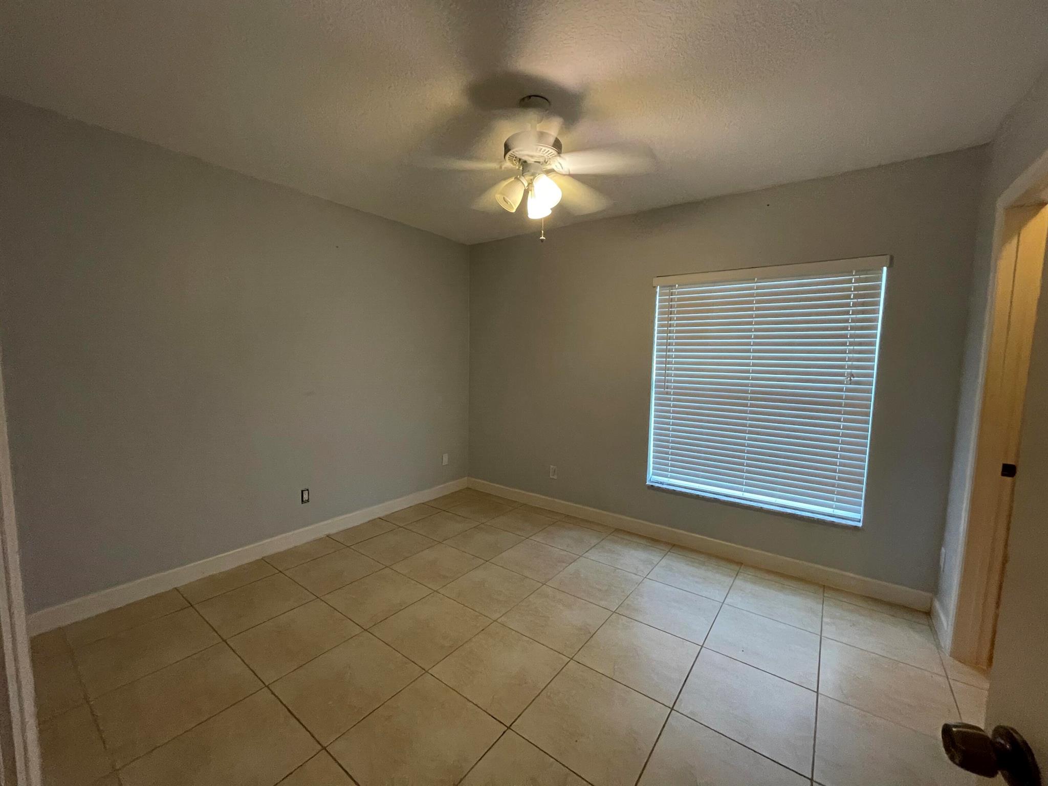 PORT ST LUCIE SECTION 25 - Residential Lease