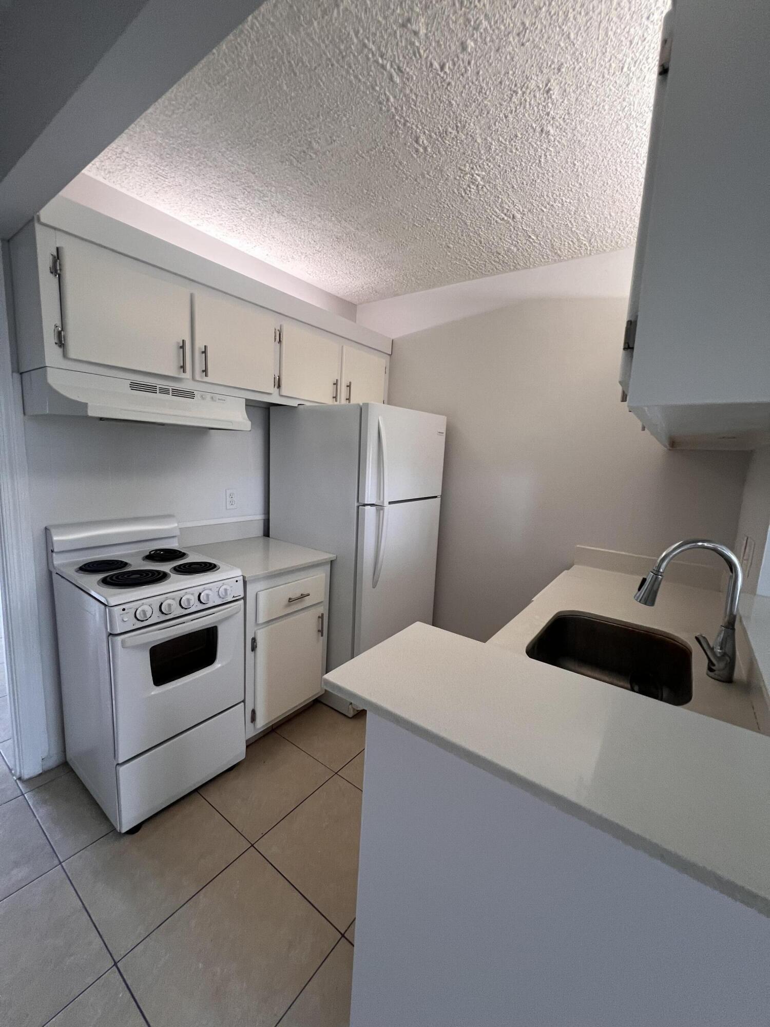 CROSS CREEK CONDO - Residential