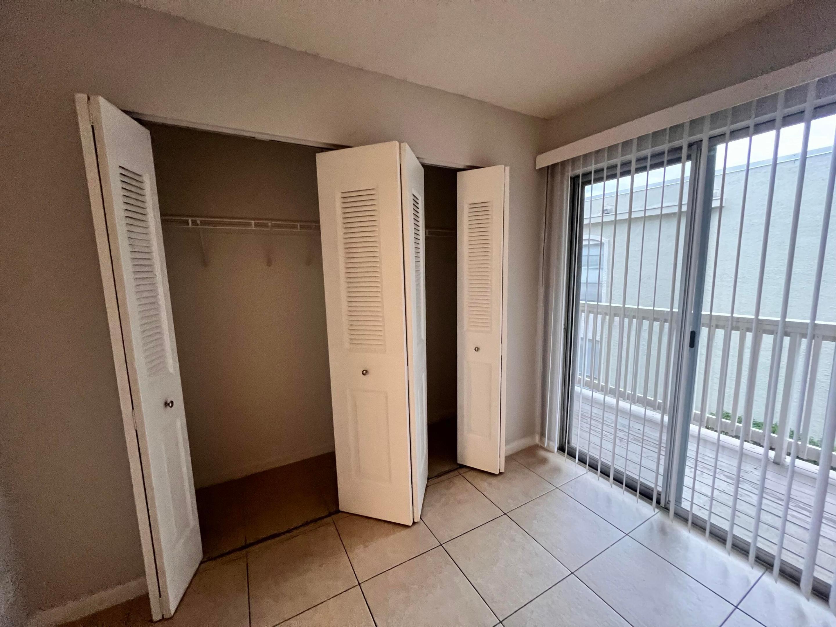 CROSS CREEK CONDO - Residential