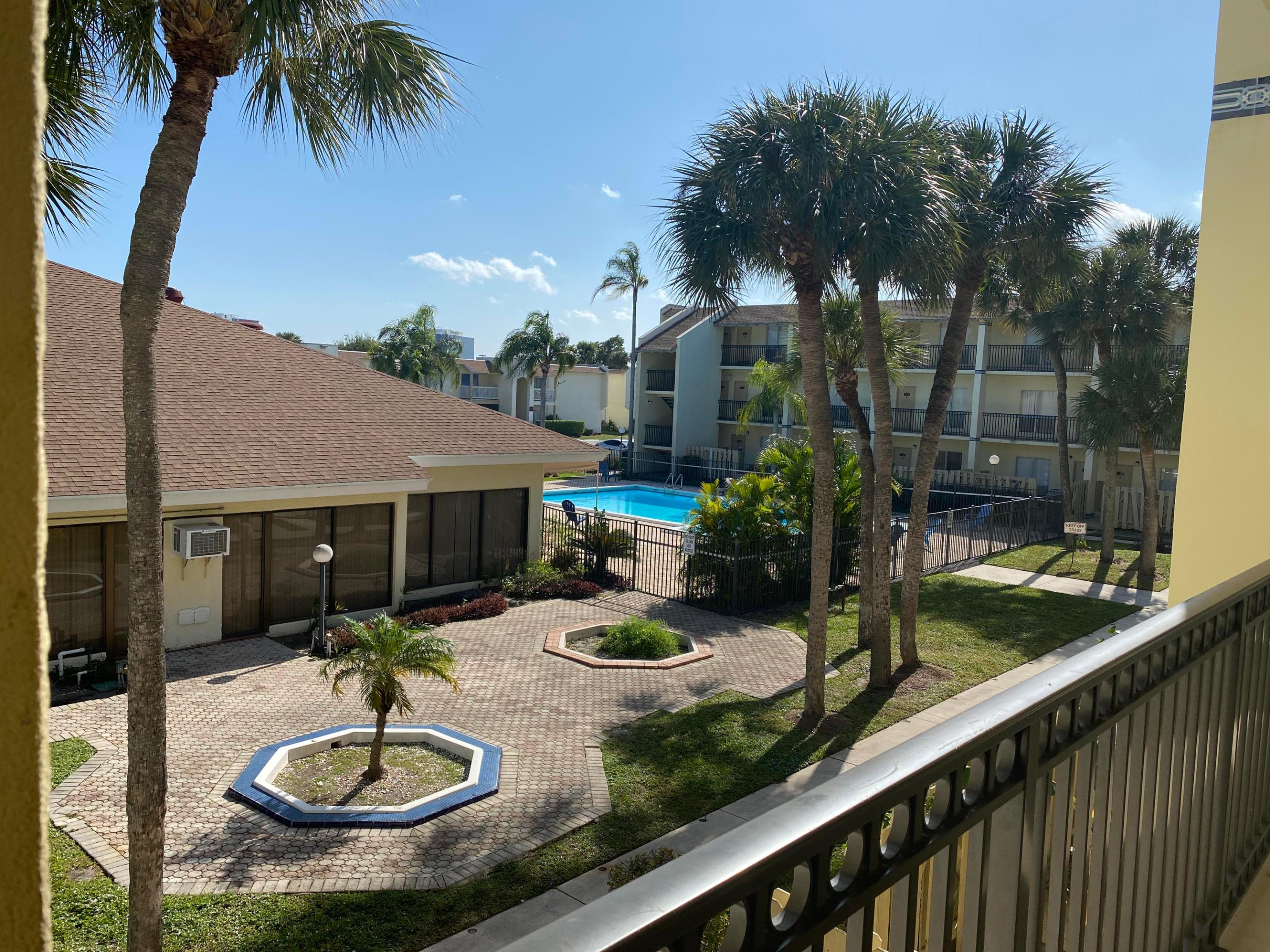 CROSS CREEK CONDO - Residential