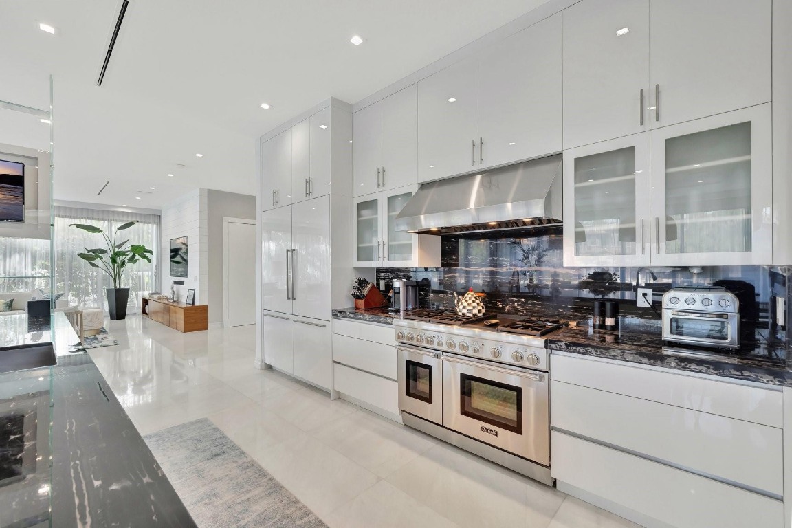 Seven Isles - Residential