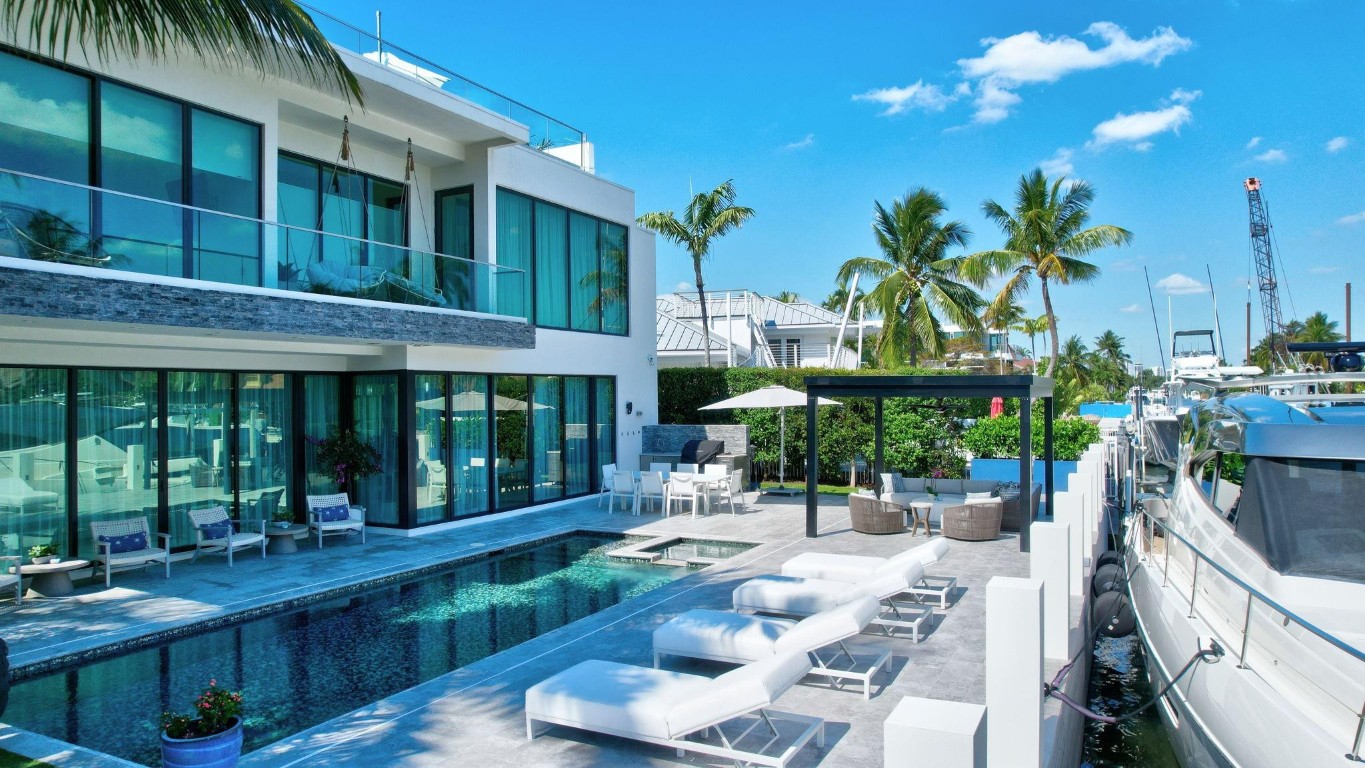 Seven Isles - Residential